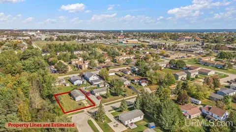 View/Area - 2720 7th, Escanaba, MI 49829 photo 4 of 5