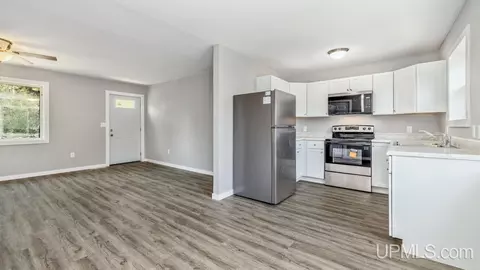 Other - 2720 7th, Escanaba, MI 49829 photo 5 of 9