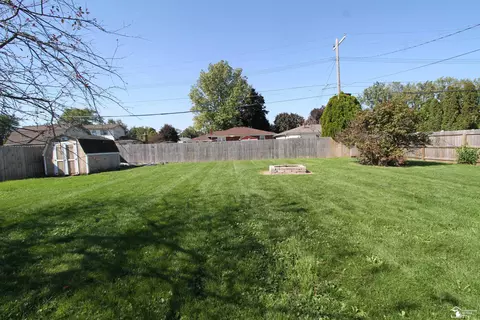 Exterior - 524 Concetta, Monroe, MI 48161 photo 5 of 6