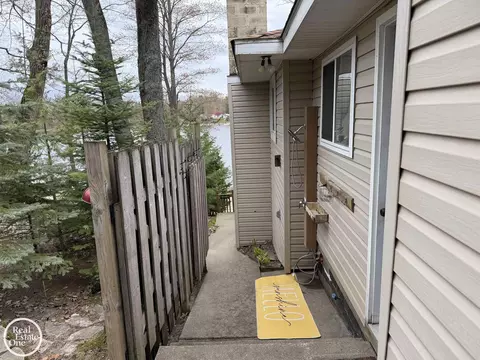 Exterior - 7840 Beech, Lake, MI 48632 photo 14 of 17