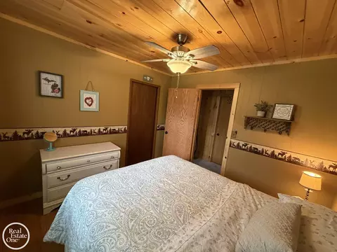 Bedroom - 7840 Beech, Lake, MI 48632 photo 3 of 13