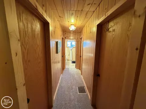 Entry Way - 7840 Beech, Lake, MI 48632 photo 1 of 1