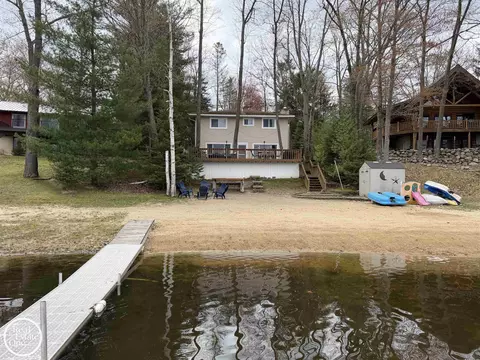 Exterior - 7840 Beech, Lake, MI 48632 photo 13 of 17