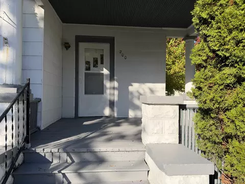 200 S Farragut, Bay City, MI 48708