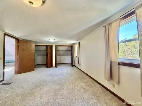 Bedroom - w3457 Nelson Lane 385, Powers, MI 49874 photo 3 of 4