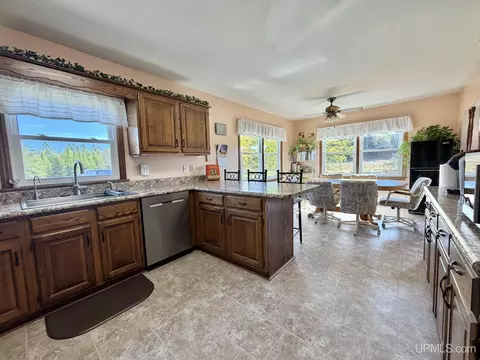 Kitchen - w3457 Nelson Lane 385, Powers, MI 49874 photo 4 of 4