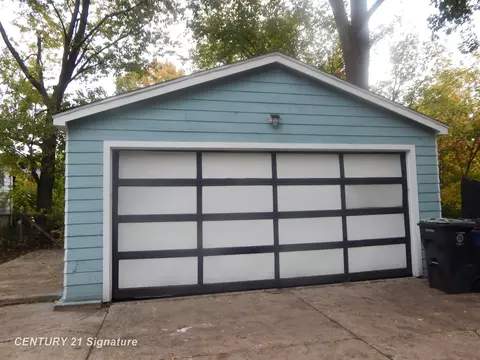 1305 Markham, Flint, MI 48507 photo 4