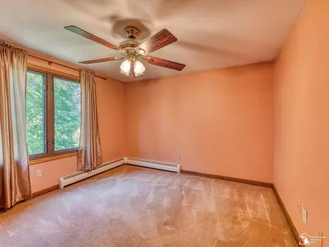 Bedroom - 10725 Jackman, Temperance, MI 48182 photo 3 of 6