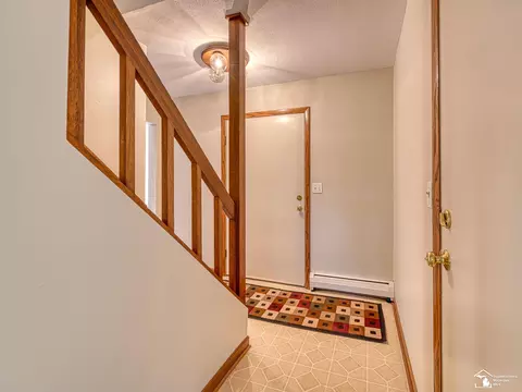 Entry Way - 10725 Jackman, Temperance, MI 48182 photo 2 of 4