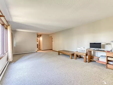 Living - 10725 Jackman, Temperance, MI 48182 photo 3 of 5
