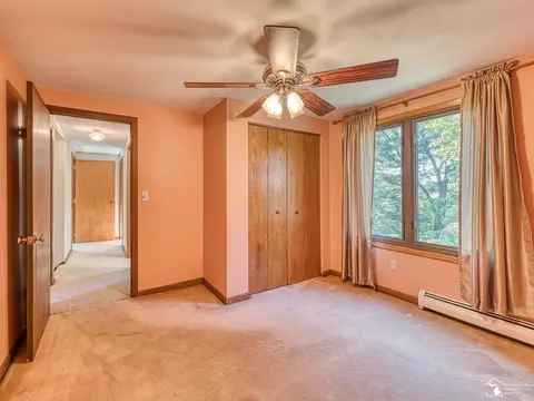 Bedroom - 10725 Jackman, Temperance, MI 48182 photo 4 of 6