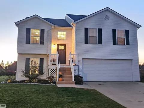 3085 Elk Crk # 40, Swartz Creek, MI 48473