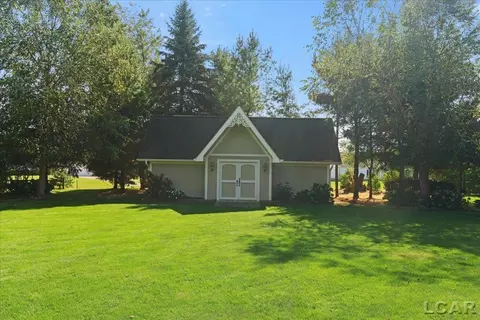 Exterior - 4207 Crescent Vw, Tecumseh, MI 49286 photo 1 of 16