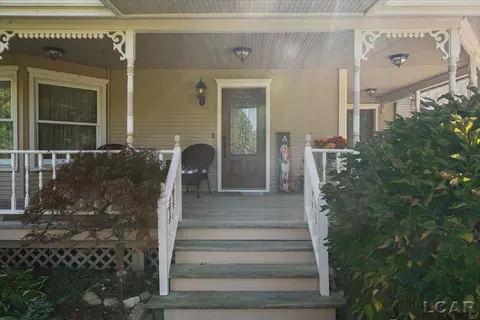 Exterior - 4207 Crescent Vw, Tecumseh, MI 49286 photo 2 of 16
