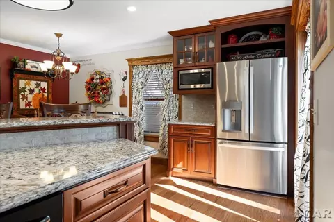 Kitchen - 4207 Crescent Vw, Tecumseh, MI 49286 photo 1 of 6