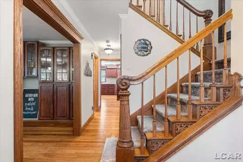 Entry Way - 4207 Crescent Vw, Tecumseh, MI 49286 photo 2 of 11