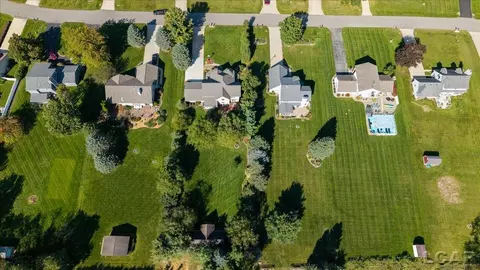 View/Area - 4207 Crescent Vw, Tecumseh, MI 49286 photo 4 of 5
