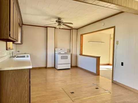 Kitchen - 930 N Westwood, Ishpeming, MI 49849 photo 3 of 3
