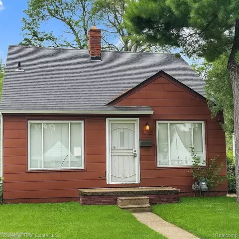 8211 Artesian, Detroit, MI 48228