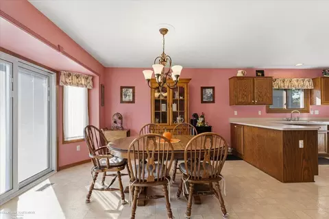 Dining - 16184 Nathan, Macomb, MI 48044 photo 1 of 2