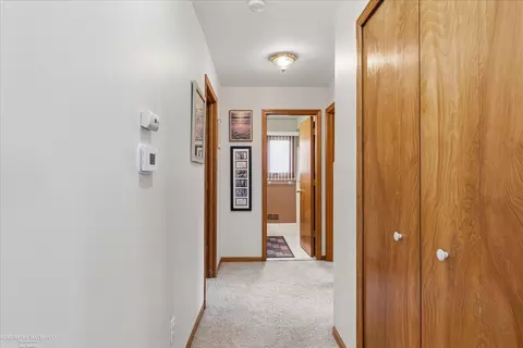 Entry Way - 16184 Nathan, Macomb, MI 48044 photo 4 of 4