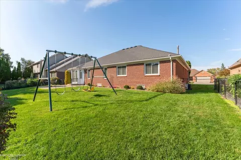 Exterior - 16184 Nathan, Macomb, MI 48044 photo 5 of 5
