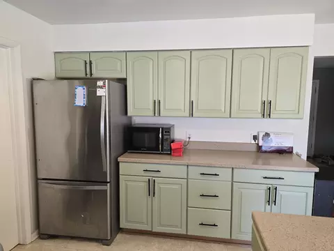 Kitchen - 205 Estelle, Hemlock, MI 48626 photo 2 of 4