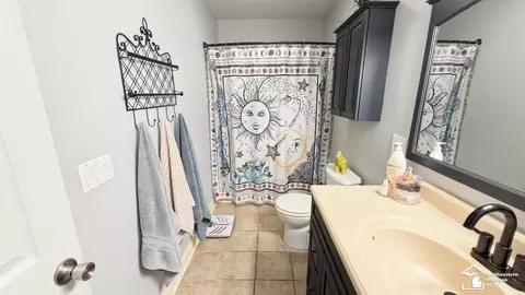Bath - 4900 Evergreen, Monroe, MI 48161 photo 5 of 7