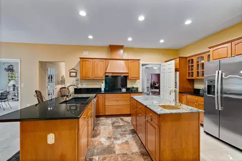 Kitchen - 729 E Hurd, Monroe, MI 48162 photo 2 of 5