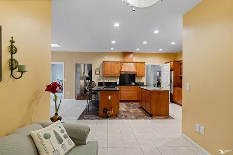 Entry Way - 729 E Hurd, Monroe, MI 48162 photo 4 of 4