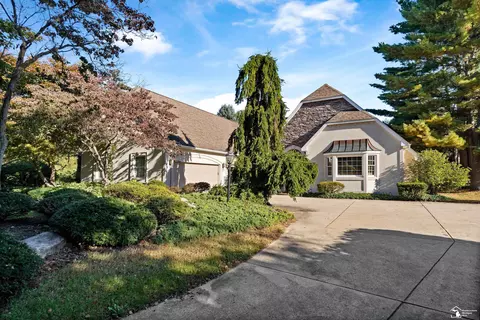Exterior - 729 E Hurd, Monroe, MI 48162 photo 9 of 14