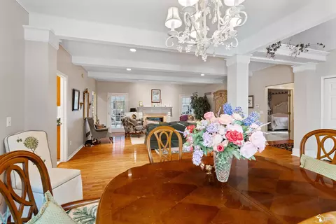 Dining - 729 E Hurd, Monroe, MI 48162 photo 2 of 3