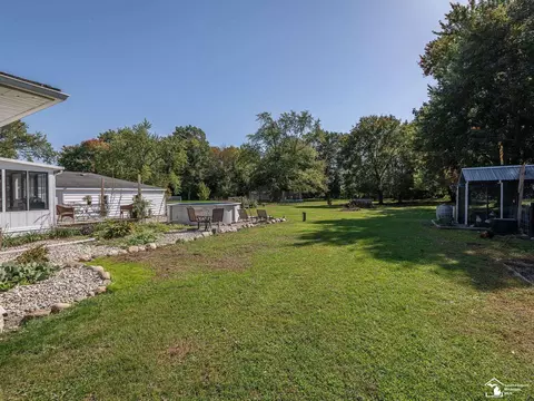 Exterior - 1359 Moore, Adrian, MI 49221 photo 10 of 14