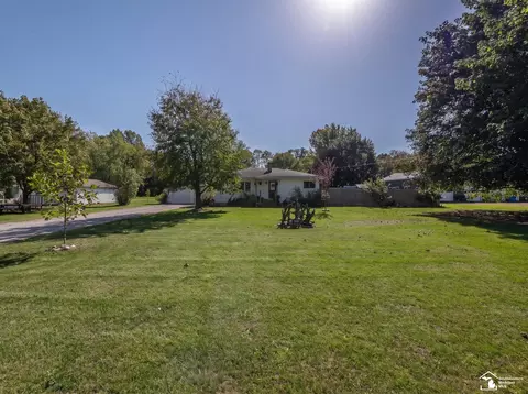 Exterior - 1359 Moore, Adrian, MI 49221 photo 5 of 14