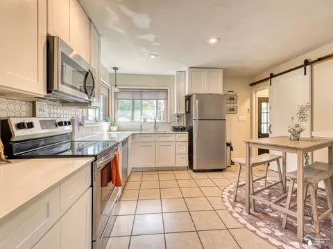 Kitchen - 1359 Moore, Adrian, MI 49221 photo 1 of 3