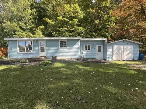 4052 N Water, Sanford, MI 48657