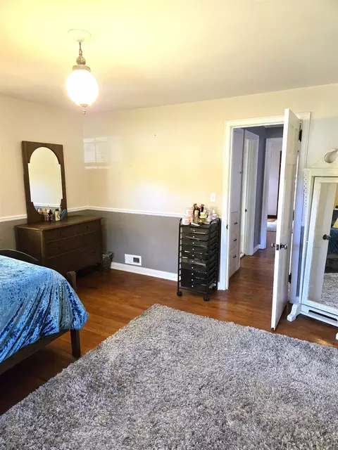 Bedroom - 229 N N Arc, Gladwin, MI 48624 photo 2 of 7