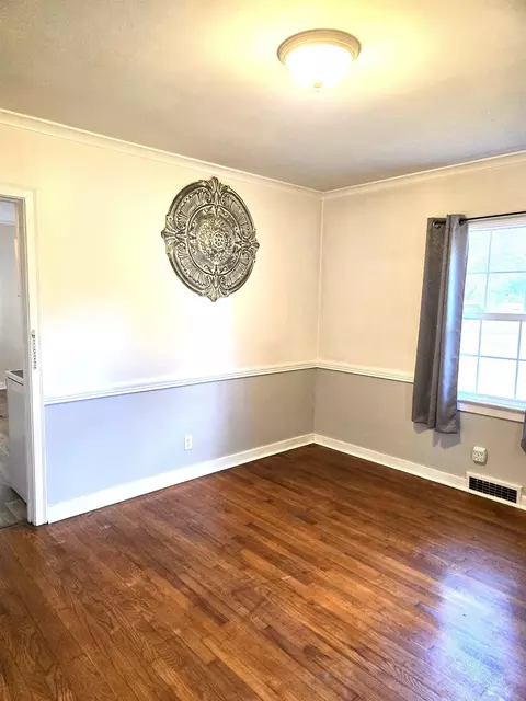 Dining - 229 N N Arc, Gladwin, MI 48624 photo 2 of 2