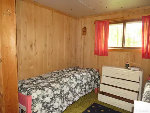 Bedroom - Off Net River, Amasa, MI 49903 photo 2 of 3