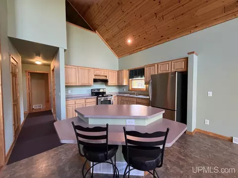 Kitchen - 25455 Opal, Watton, MI 49970 photo 4 of 4