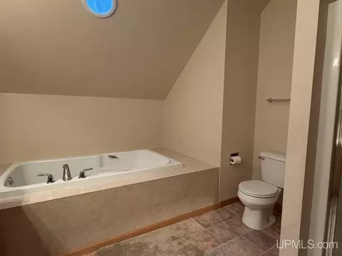 Bath - 25455 Opal, Watton, MI 49970 photo 4 of 6