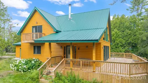 478 Harbor Lights Trl # S, Manistique, MI 49854
