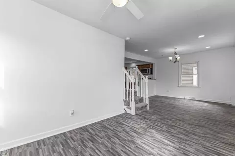 Living - 7259 Prospect, Warren, MI 48091 photo 1 of 4