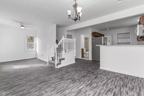 Living - 7259 Prospect, Warren, MI 48091 photo 4 of 4