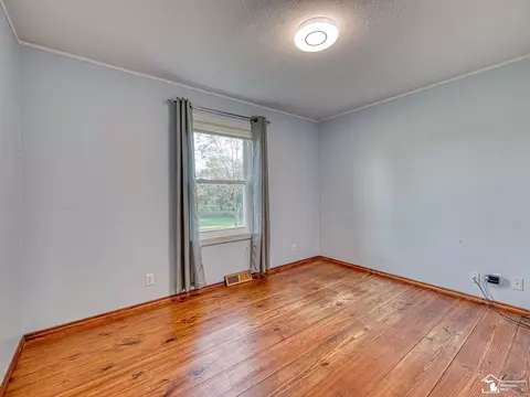 Bedroom - 1858 W Albain, Monroe, MI 48161 photo 4 of 7