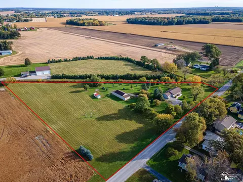 View/Area - 1858 W Albain, Monroe, MI 48161 photo 1 of 7