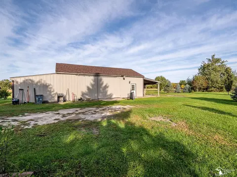 Exterior - 1858 W Albain, Monroe, MI 48161 photo 4 of 9