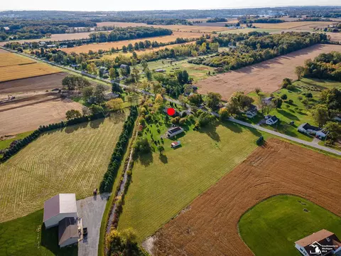 View/Area - 1858 W Albain, Monroe, MI 48161 photo 3 of 7
