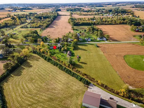 View/Area - 1858 W Albain, Monroe, MI 48161 photo 5 of 7