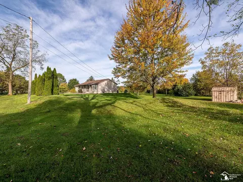 Exterior - 1858 W Albain, Monroe, MI 48161 photo 5 of 9